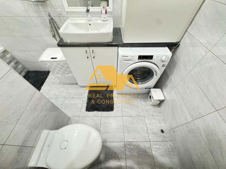 Predám pekný 3 izbový byt s balkónom v Nových Zámkoch