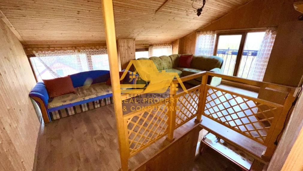 Predám rekreačnú chatu v obci Podhájska