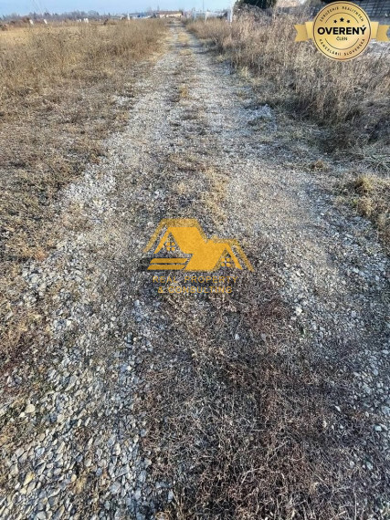 Exkluzívne!Predám stavebný pozemok v Nových Zámkoch