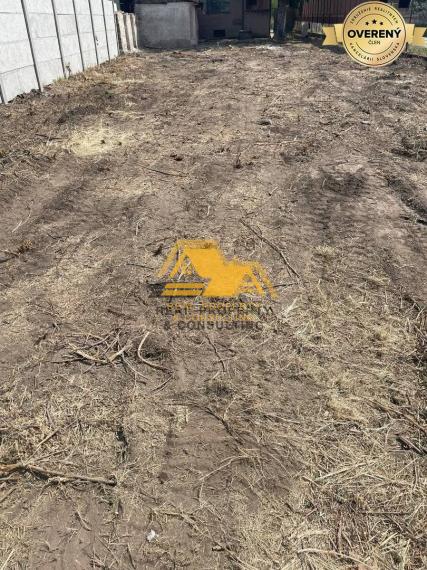 Znížená cena! Predám tehlový rodinný dom v Nových Zámkoch