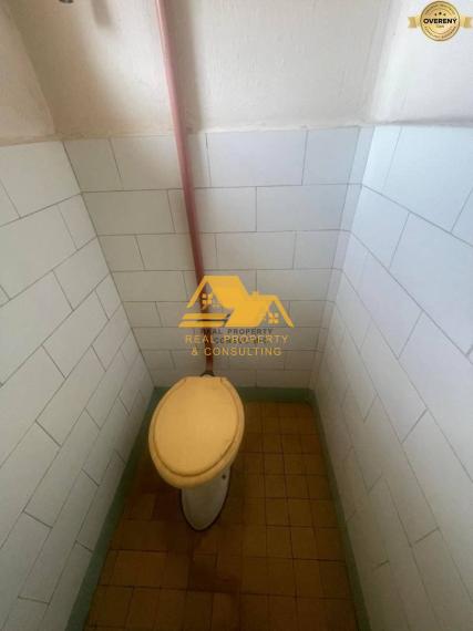 Znížená cena! Predám tehlový rodinný dom v Nových Zámkoch