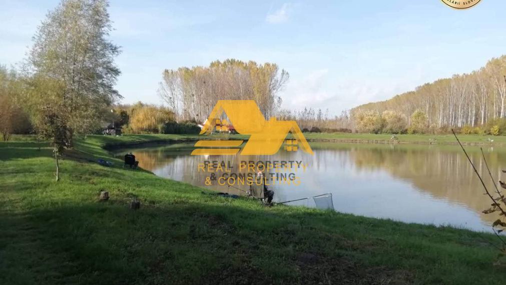 Predám chatu so záhradou v Kolárove