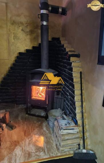 Predám obchodný priestor v Komjaticiach