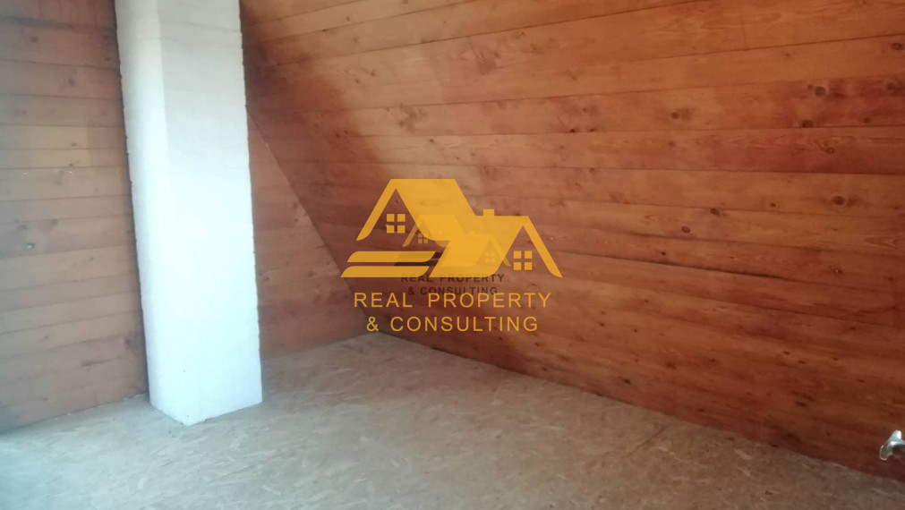 Predám chatu v obci Kamenica nad Hronom