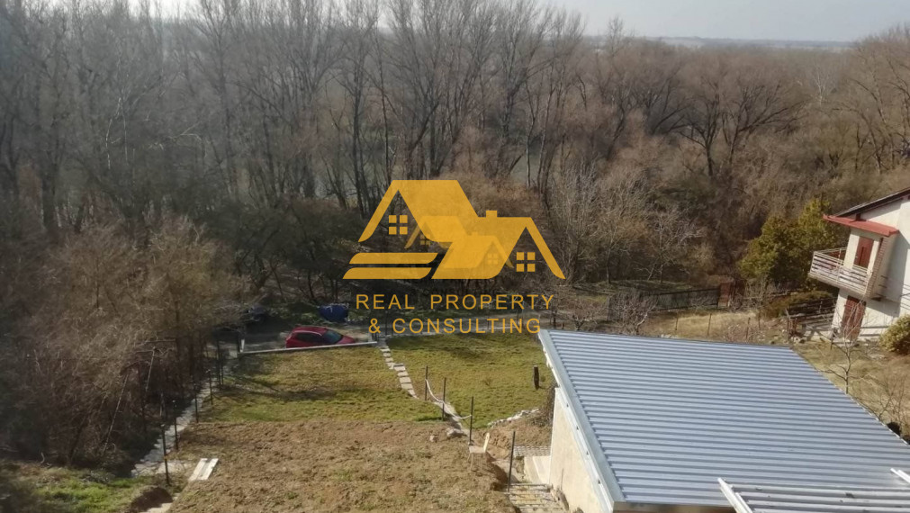 Predám chatu v obci Kamenica nad Hronom