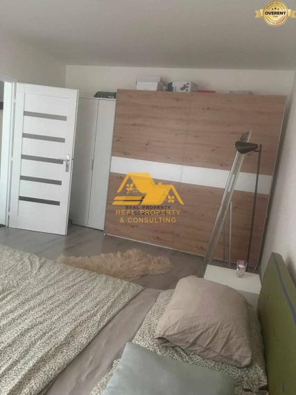 Prenajmem 1 izbový byt s loggiou v Nových Zámkoch