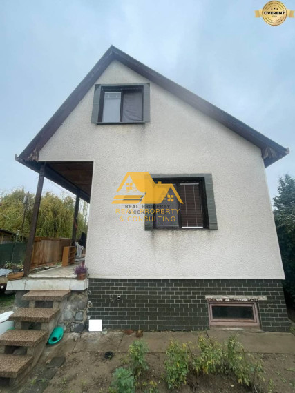 Exkluzívne! Predám poschodovú chatu v Nových Zámkoch