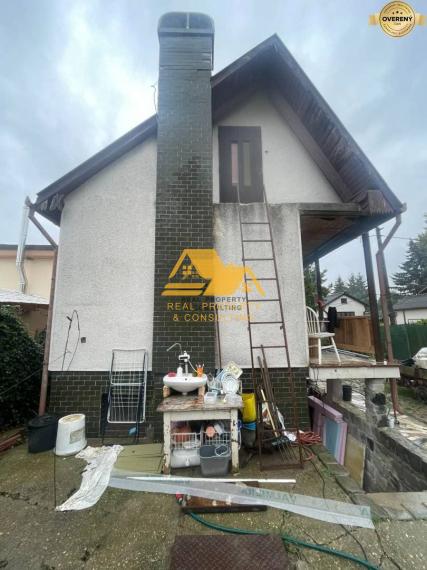 Exkluzívne! Predám poschodovú chatu v Nových Zámkoch