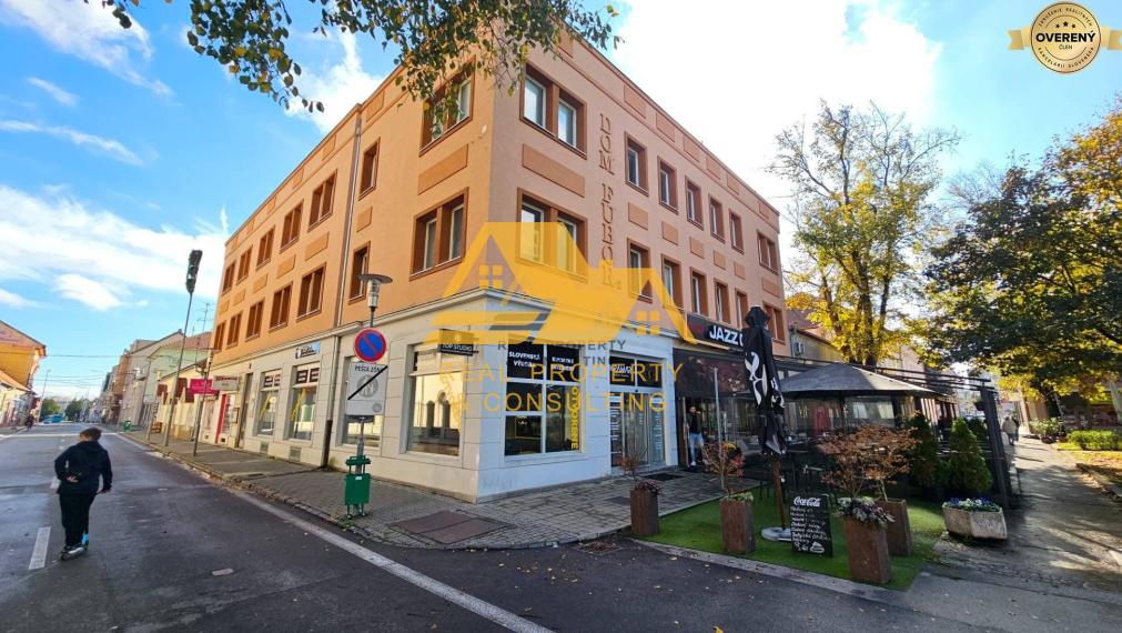 Predám obchodný podiel v polyfunkčnej budove v Nových Zámkoch