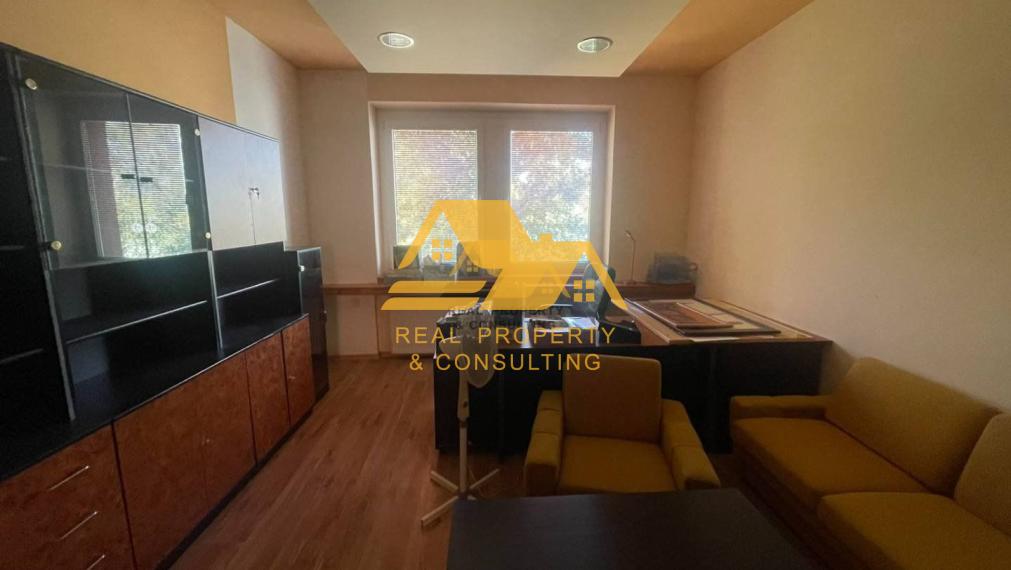 Predám obchodný podiel v polyfunkčnej budove v Nových Zámkoch