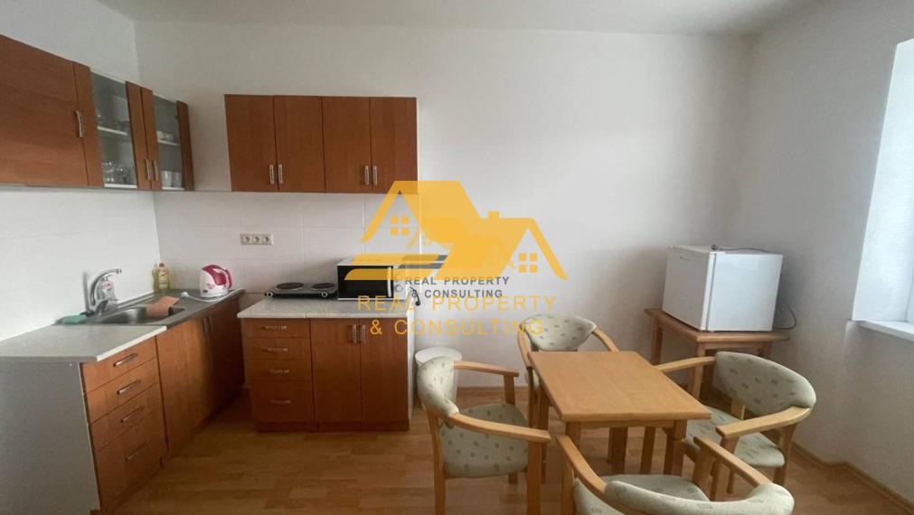 Predám zrekonštruovaný rodinný dom v obci Podhájska