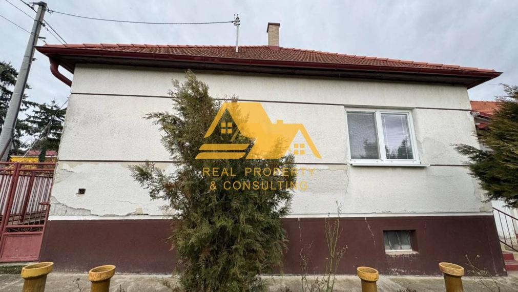 Predám rodinný dom v obci Podhájska