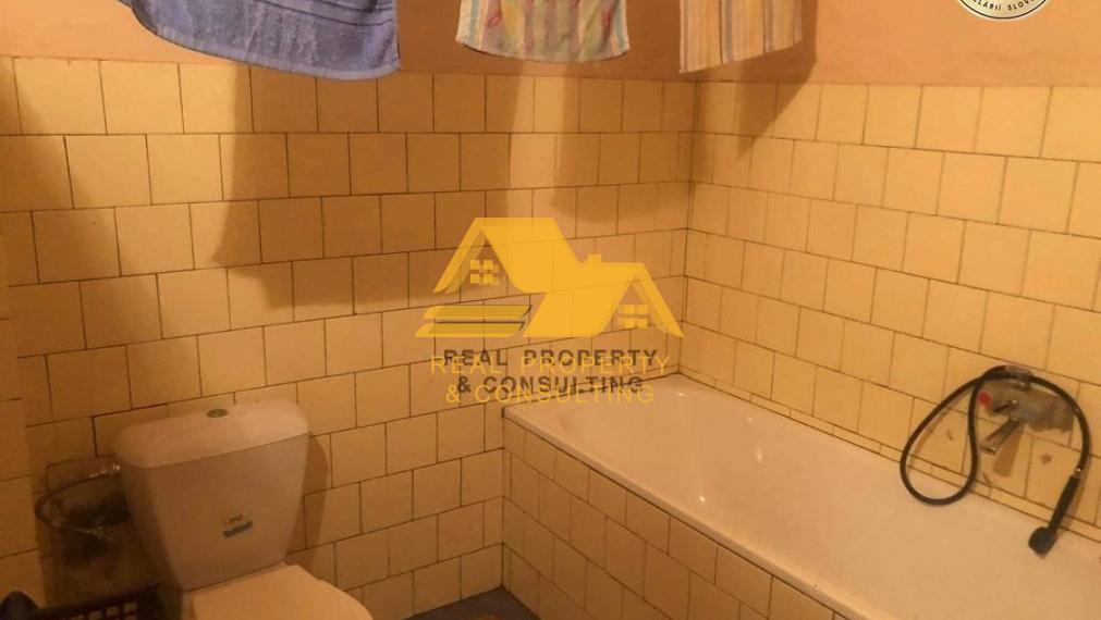 Predám rodinný dom s pozemkom v obci Bešeňov