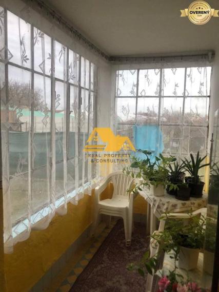 Predám rodinný dom s pozemkom v obci Bešeňov