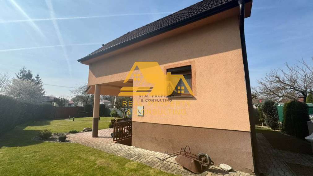 Exkluzívne! Predám chatu na celoročné bývanie v Nových Zámkoch