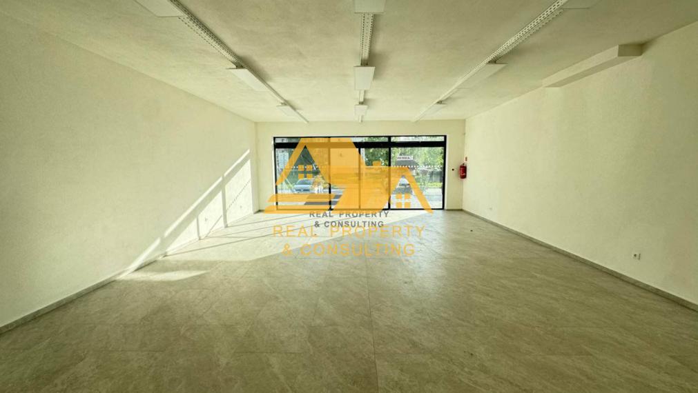 Exkluzívne! Prenajmem obchodný priestor v Nových Zámkoch