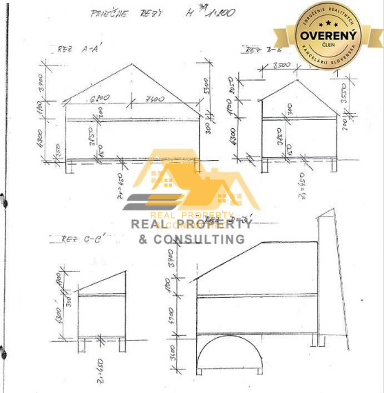 Predám podnikateľský objekt na hlavnom námestí v Nových Zámkoch