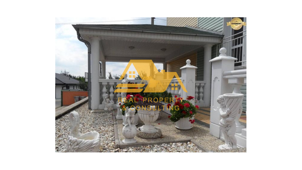 Predám 3 izbový byt v obci Podhájska. Dobrá investícia!