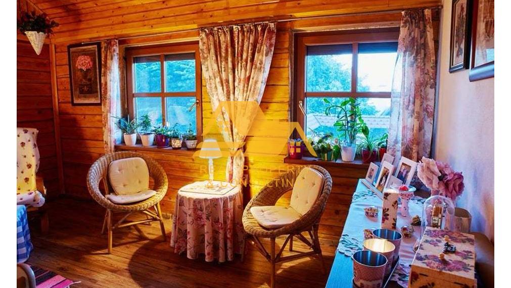 Predám peknú rekreačnú chatu v obci Podhájska