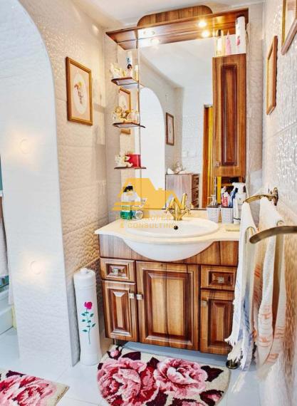 Predám peknú rekreačnú chatu v obci Podhájska