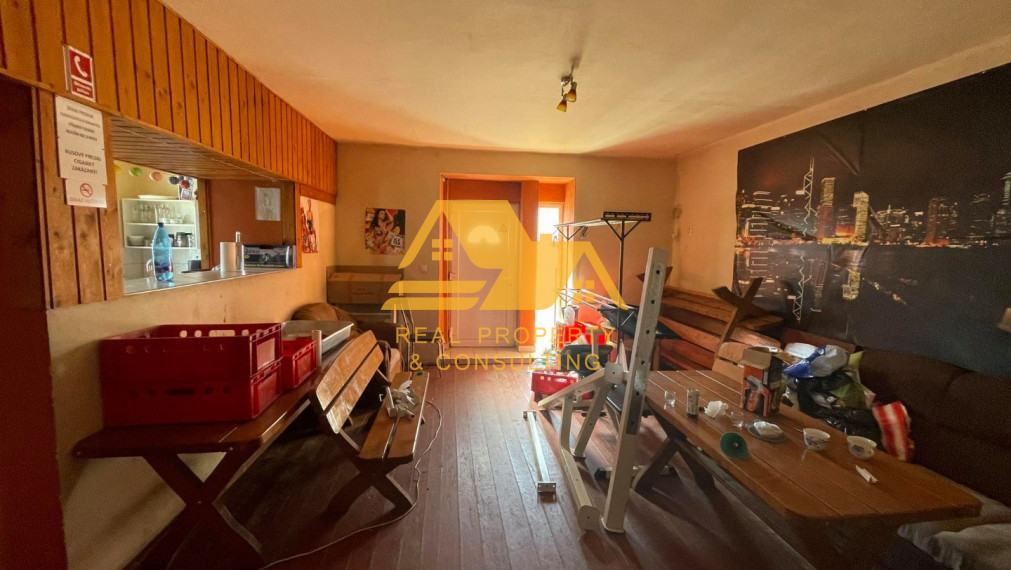 Znížená cena! Predám rodinný dom v obci Imeľ