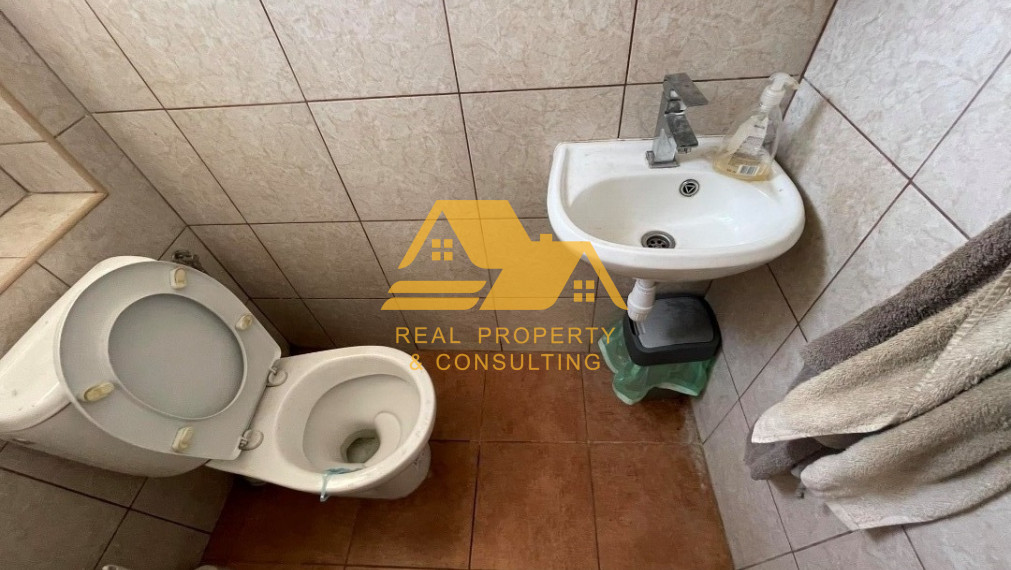 Znížená cena! Predám rodinný dom v obci Imeľ