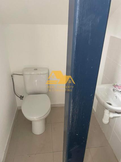 Prenajmem obchodné priestory v Nových Zámkoch