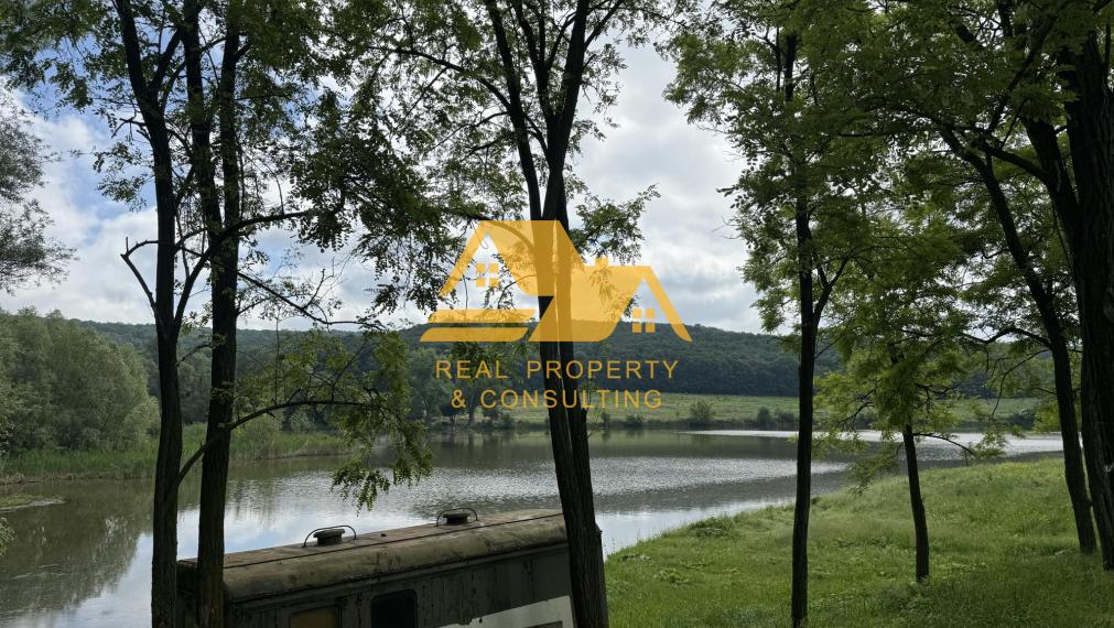 Predám rodinný dom neďaleko rybníka v obci Čechy