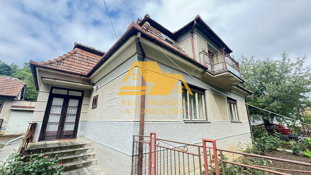 Predám rodinný dom neďaleko rybníka v obci Čechy