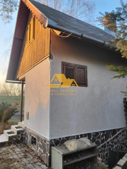 Predám chatu v Úľanoch nad Žitavou