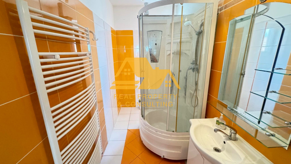 Predám rodinný dom s garážou v obci Zemné