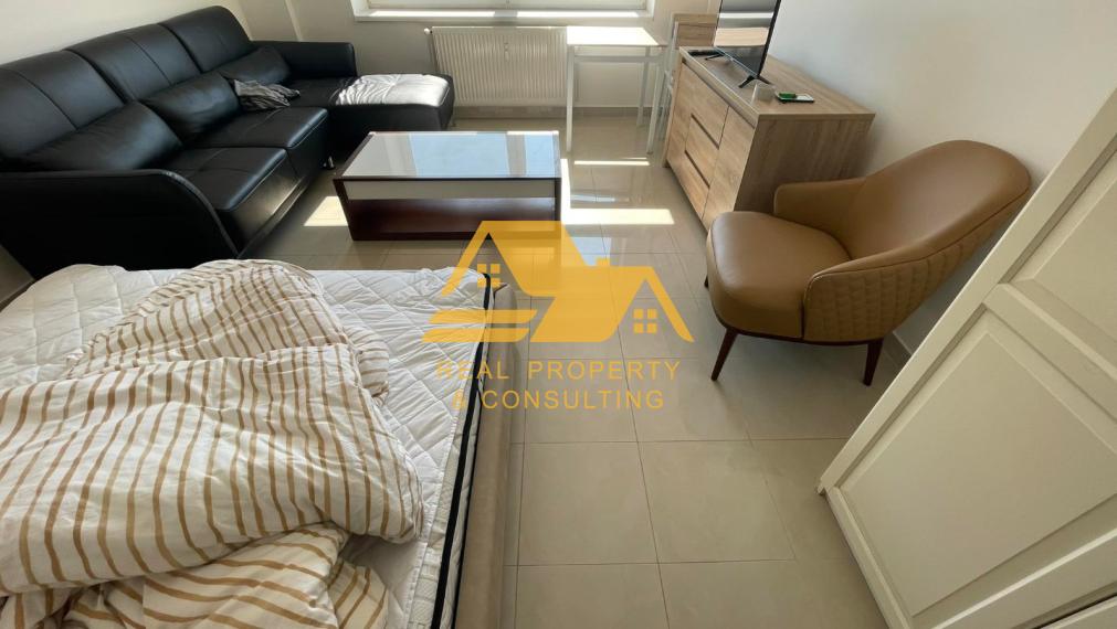 Prenajmem veľký 1 izbový byt v Nových Zámkoch