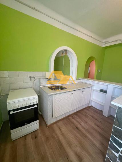 Predám veľký 4 izbový byt v Nových Zámkoch