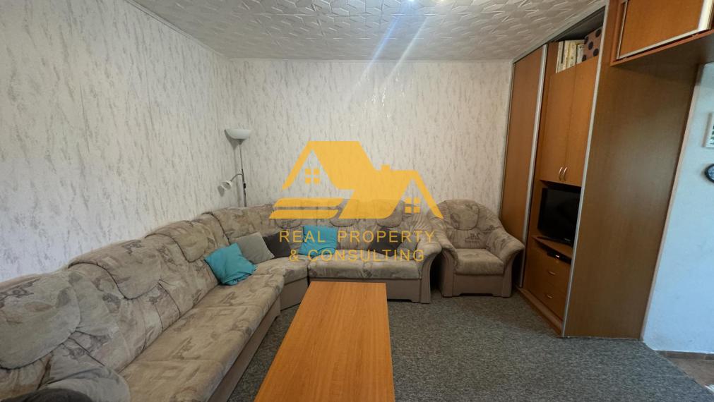 Exkluzívne! Predám apartmánový dom v obci Podhájska