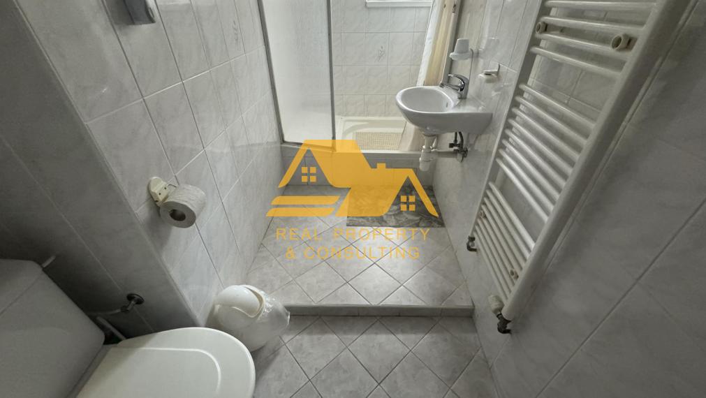 Exkluzívne! Predám apartmánový dom v obci Podhájska