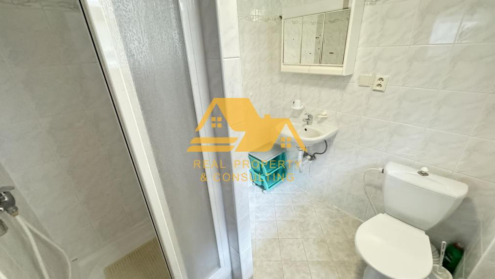 Exkluzívne! Predám apartmánový dom v obci Podhájska