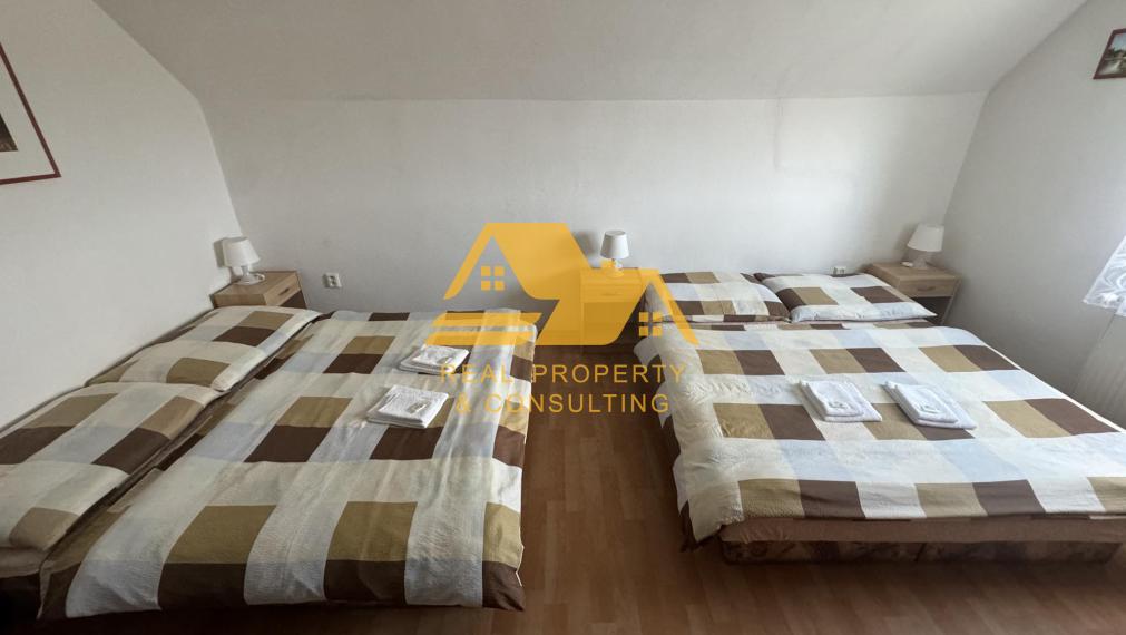 Exkluzívne! Predám apartmánový dom v obci Podhájska