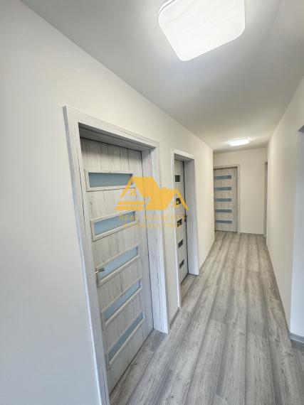 Predám dvojgeneračný dom v tichej lokalite v meste Hurbanovo