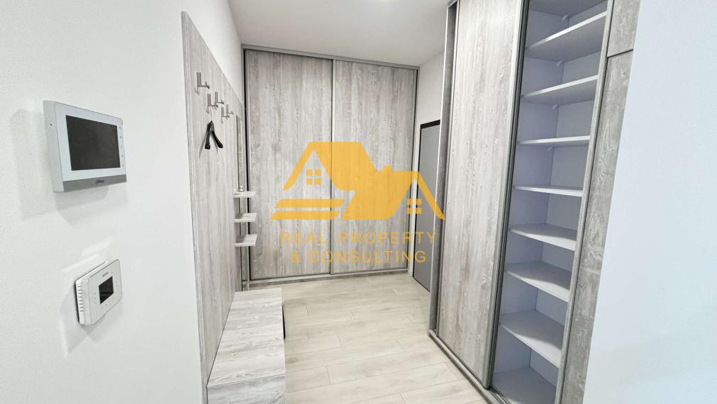 Prenajmem veľký 3 izbový byt v Nových Zámkoch