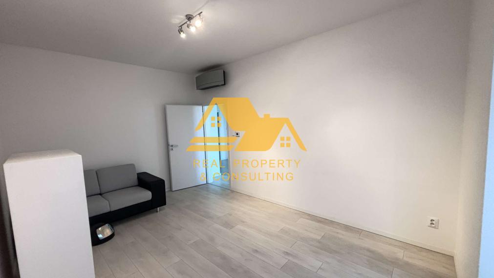 Prenajmem veľký 3 izbový byt v Nových Zámkoch