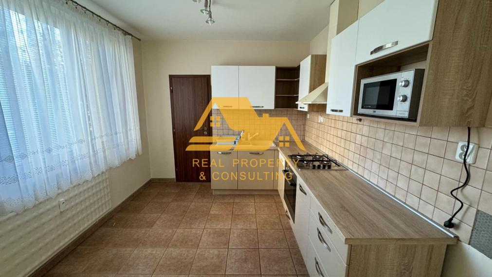 Prenajmem 3 izbový byt s balkónom v Nových Zámkoch