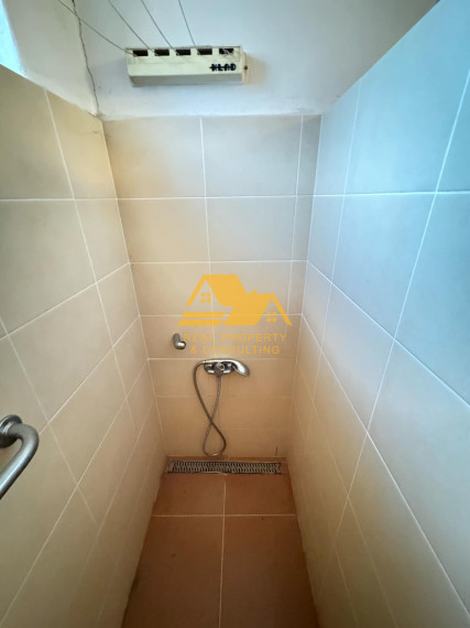 Predám 3 izbový rodinný dom v Nových Zámkoch