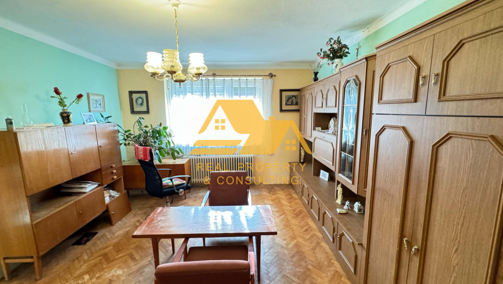 Predám 3 izbový rodinný dom v Nových Zámkoch