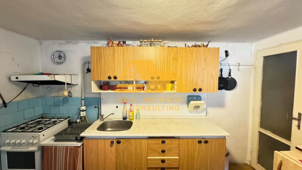 Predám 3 izbový rodinný dom v Nových Zámkoch