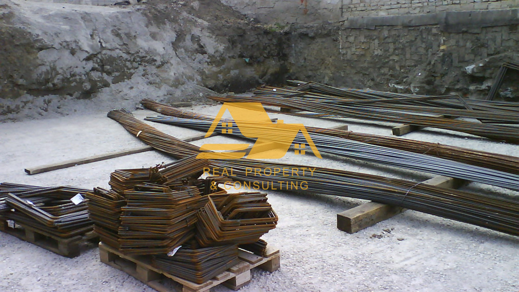 Predám polyfunkčnú budovu v Nových Zámkoch