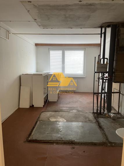 Exkluzívne! Predám 2 izbový byt s balkónom v Hurbanove