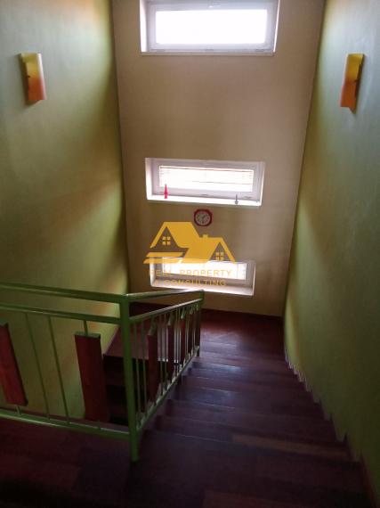 Predám rodinný dom s veľkým pozemkom v obci Dolný Ohaj