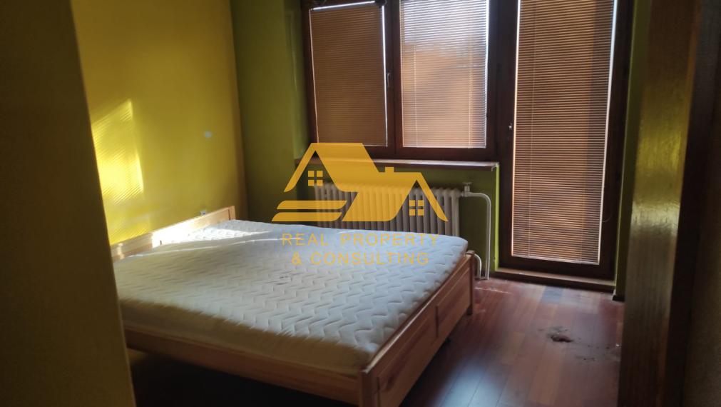 Predám rodinný dom s veľkým pozemkom v obci Dolný Ohaj