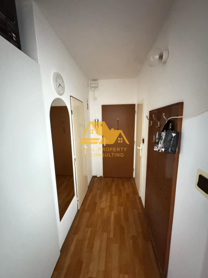 Investičný 2 izbový byt s nájomcom v Nových Zámkoch