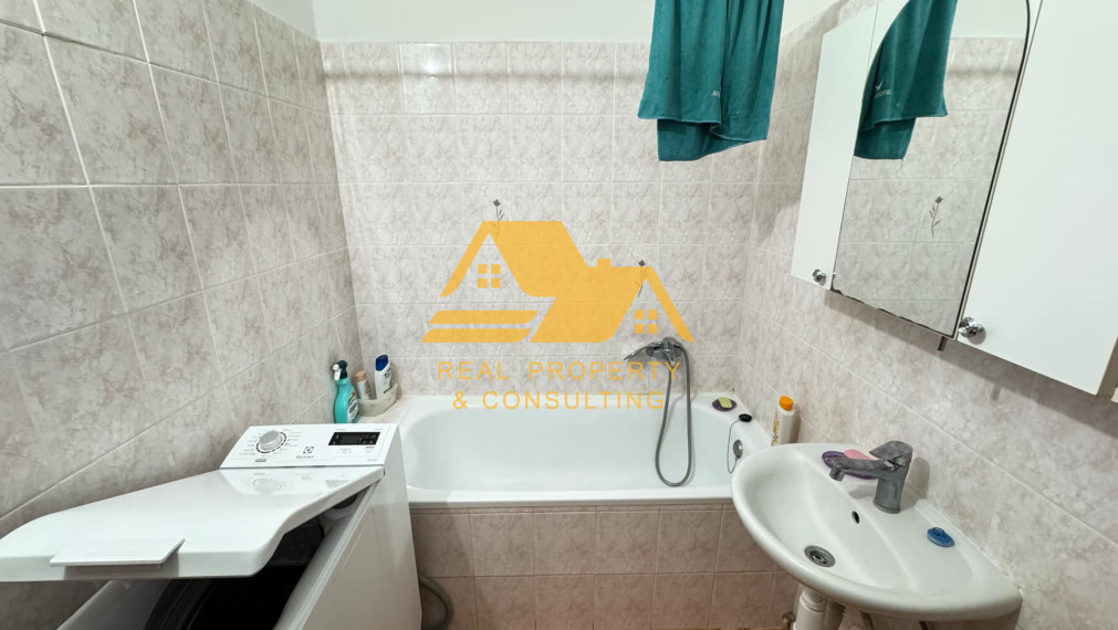 Investičný 2 izbový byt s nájomcom v Nových Zámkoch